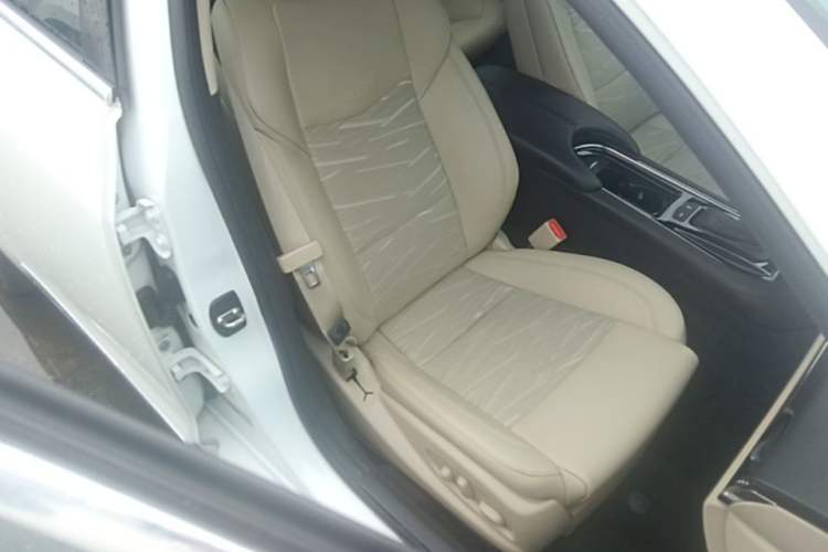 Used Cadillac ATS-L 2014 25T Comfort Model Right Front Seat