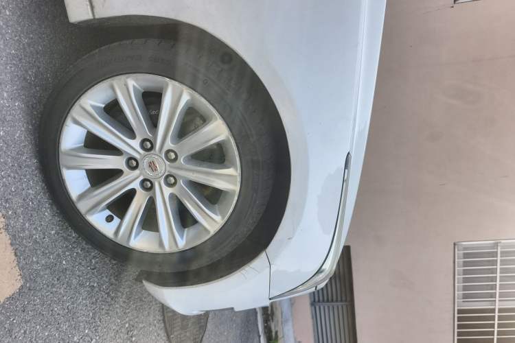 Used Cadillac ATS-L 2014 25T Fashion Edition Right Front Wheel Hub