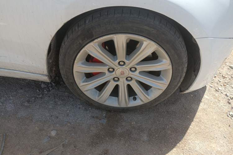 Used Cadillac ATS-L 2014 25T Comfort Model Right Front Wheel Hub