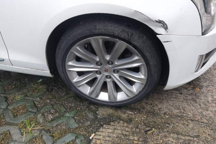 Used Cadillac ATS-L 2014 28T Elite Edition Right Front Wheel Hub