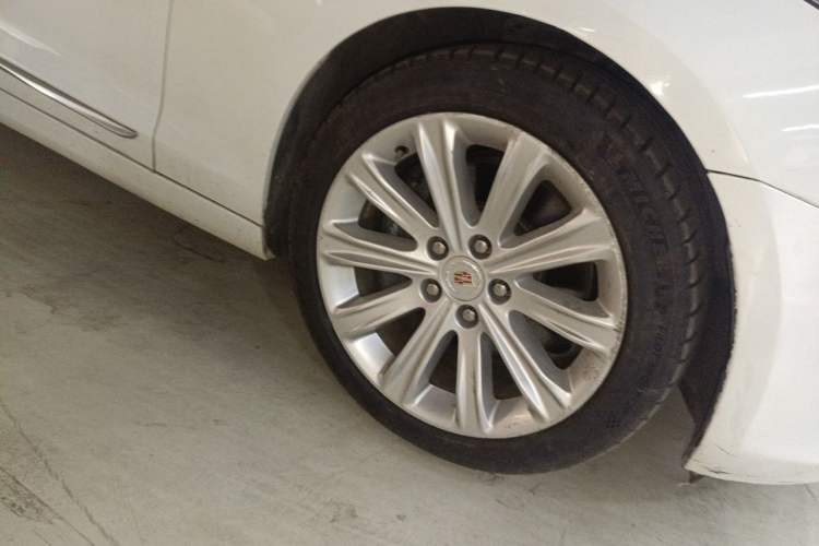 Used Cadillac ATS-L 2014 25T Comfort Model Right Front Wheel Hub