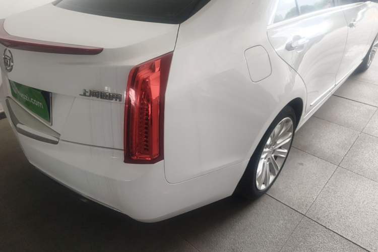 Used Cadillac ATS-L 2014 25T Comfort Model Right Rear Taillight