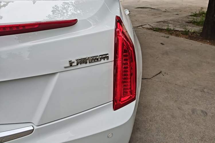 Used Cadillac ATS-L 2014 25T Comfort Model Right Rear Taillight