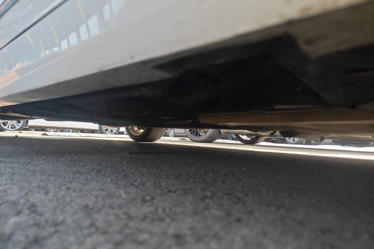 Used Cadillac ATS-L 2014 25T Comfort Model Right Side Sill