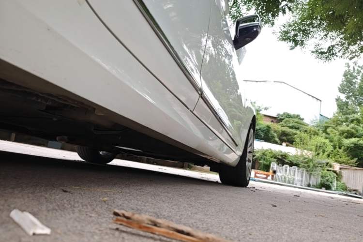 Used Cadillac ATS-L 2014 25T Comfort Model Right Side Sill