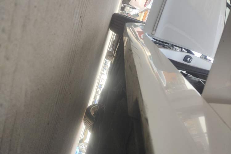 Used Cadillac ATS-L 2014 25T Comfort Model Right Side Sill