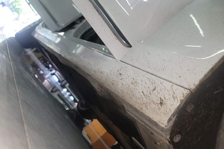 Used Cadillac ATS-L 2014 25T Comfort Model Right Side Sill