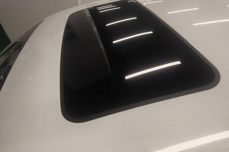 Used Cadillac ATS-L 2014 25T Comfort Model Roof