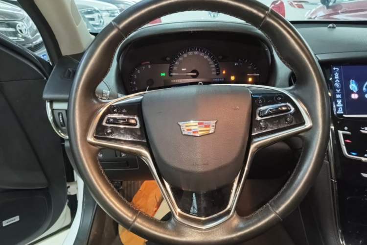 Used Cadillac ATS-L 2014 25T Comfort Model Steering Wheel