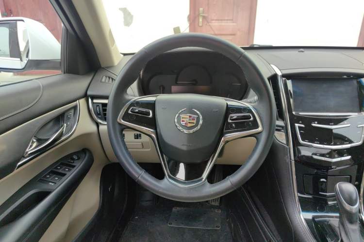 Used Cadillac ATS-L 2014 25T Comfort Model Steering Wheel