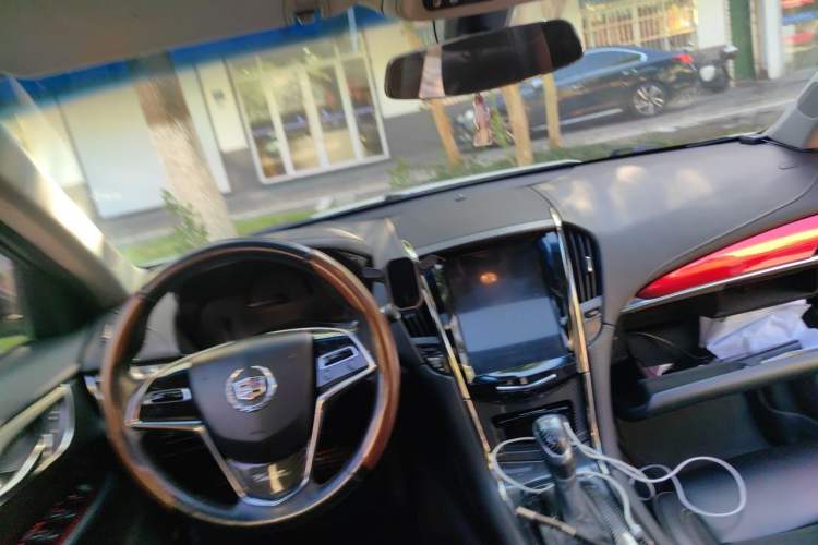 Used Cadillac ATS-L 2014 25T Comfort Model Steering Wheel