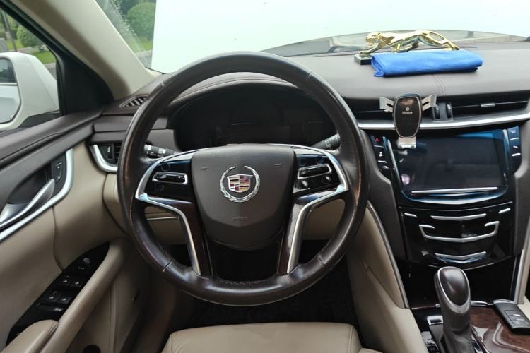 Used Cadillac ATS-L 2014 25T Comfort Model Steering Wheel