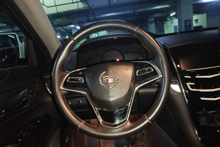 Used Cadillac ATS-L 2014 25T Comfort Model Steering Wheel