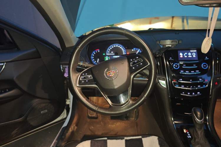 Used Cadillac ATS-L 2014 25T Comfort Model Steering Wheel