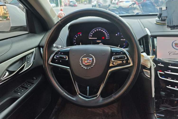 Used Cadillac ATS-L 2014 25T Comfort Model Steering Wheel