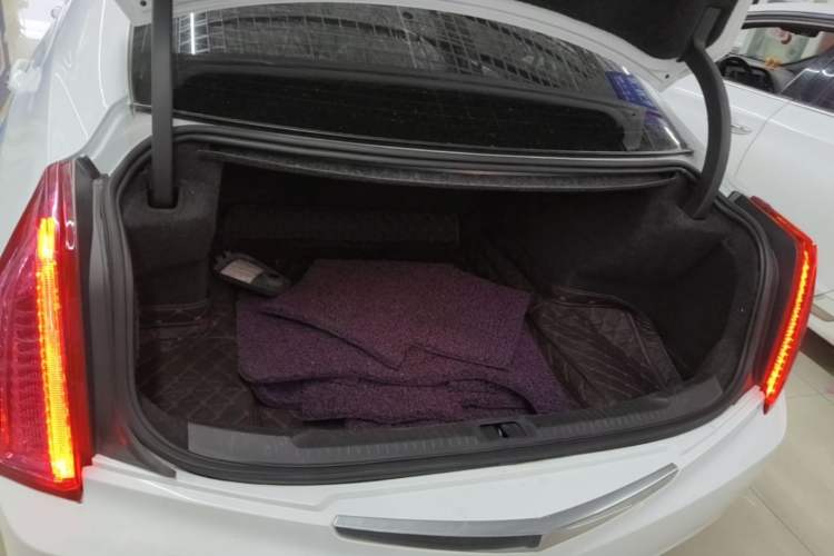 Used Cadillac ATS-L 2014 25T Comfort Model Trunk