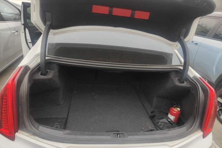 Used Cadillac ATS-L 2014 25T Comfort Model Trunk