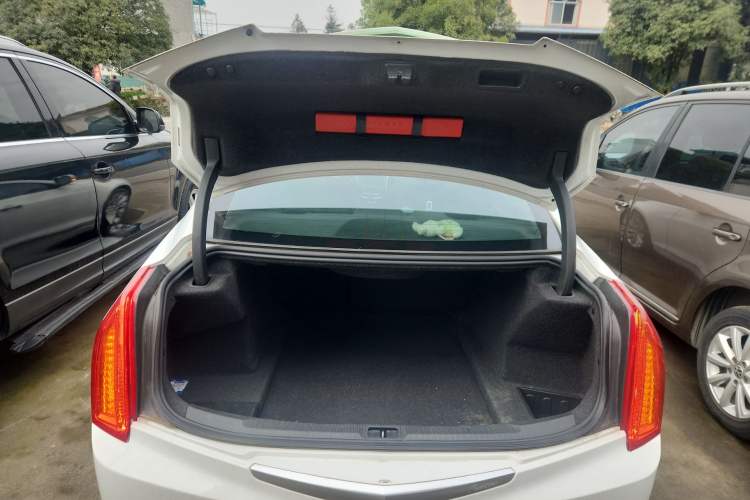 Used Cadillac ATS-L 2014 25T Comfort Model Trunk