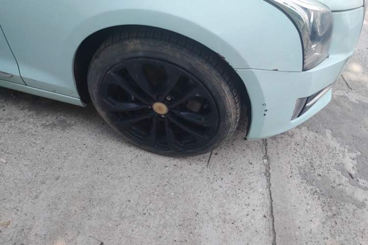 Used Cadillac ATS-L 2016 28T Fashion Edition Right Front Wheel Hub