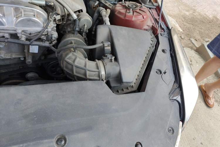 Used Cadillac ATS-L 2016 28T Fashion Edition Engine Bay Left