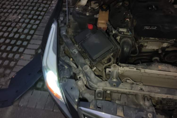 Used Cadillac ATS-L 2016 28T Fashion Edition Engine Bay Right