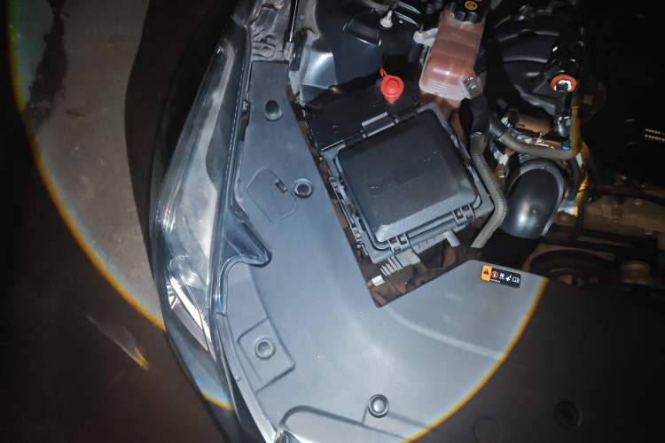 Used Cadillac ATS-L 2016 28T Fashion Edition Engine Bay Right