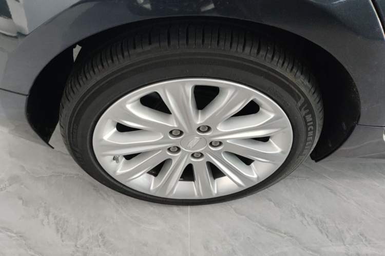 Used Cadillac ATS-L 2016 28T Fashion Edition Exterior 5
