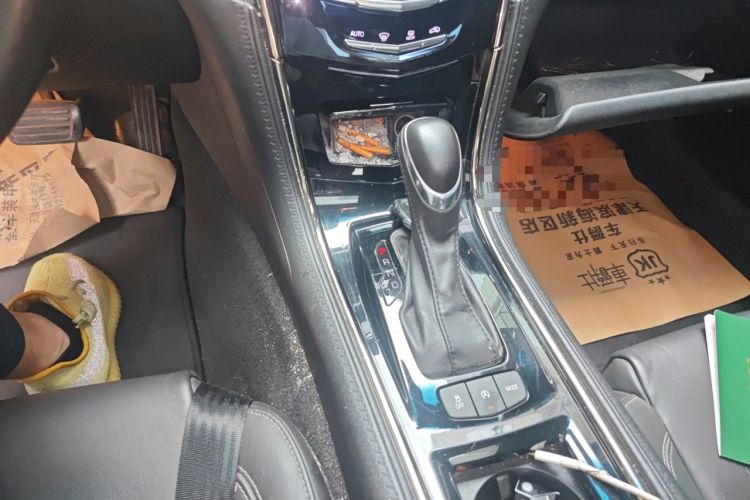 Used Cadillac ATS-L 2016 28T Fashion Edition Gear Lever