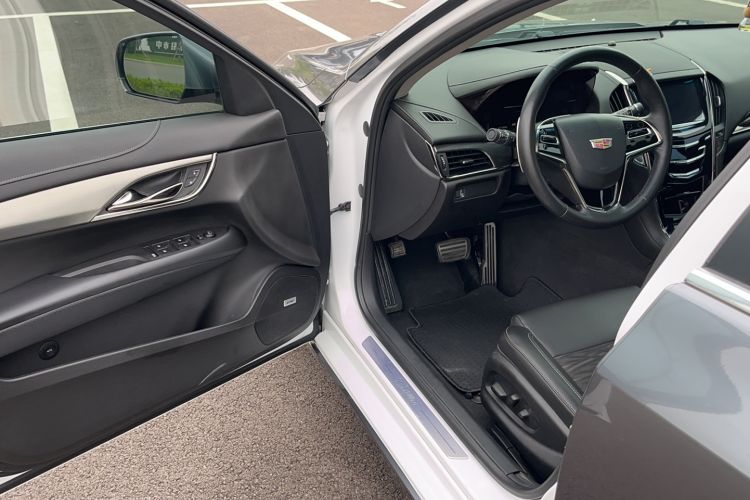 Used Cadillac ATS-L 2016 28T Elite Edition Interior 7