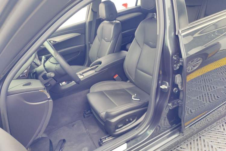 Used Cadillac ATS-L 2016 28T Fashion Edition Left Front Seat
