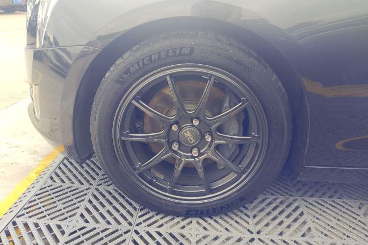 Used Cadillac ATS-L 2016 28T Fashion Edition Left Front Wheel Hub