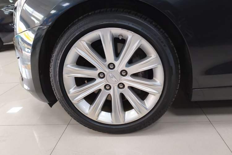 Used Cadillac ATS-L 2016 28T Fashion Edition Left Front Wheel Hub