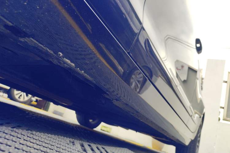 Used Cadillac ATS-L 2016 28T Fashion Edition Left Side Sill