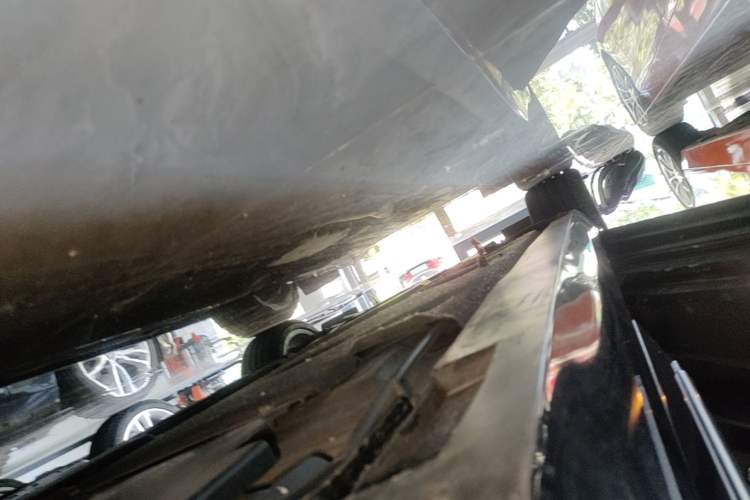 Used Cadillac ATS-L 2016 28T Fashion Edition Left Side Sill