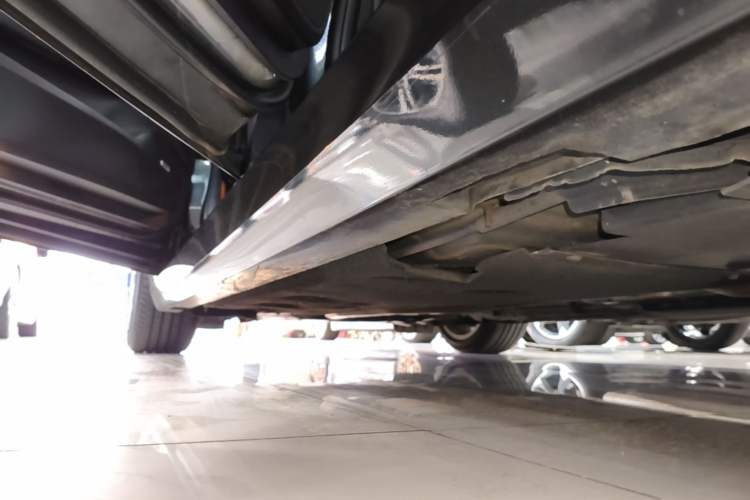 Used Cadillac ATS-L 2016 28T Fashion Edition Left Side Sill