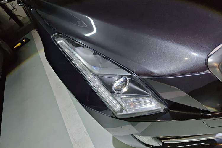 Used Cadillac ATS-L 2016 28T Fashion Edition Right Front Headlight