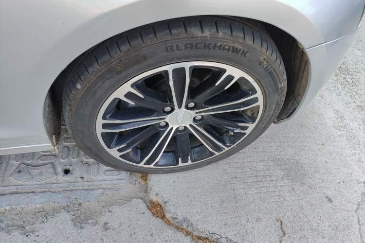 Used Cadillac ATS-L 2016 28T Fashion Edition Right Front Wheel Hub