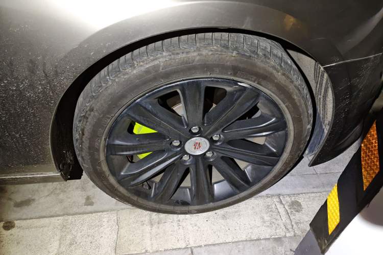 Used Cadillac ATS-L 2016 25T Comfort Model Right Front Wheel Hub