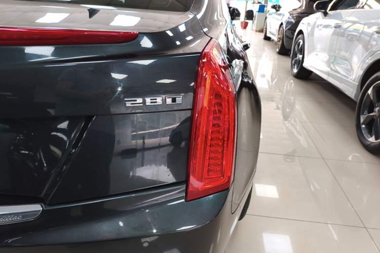 Used Cadillac ATS-L 2016 28T Fashion Edition Right Rear Taillight