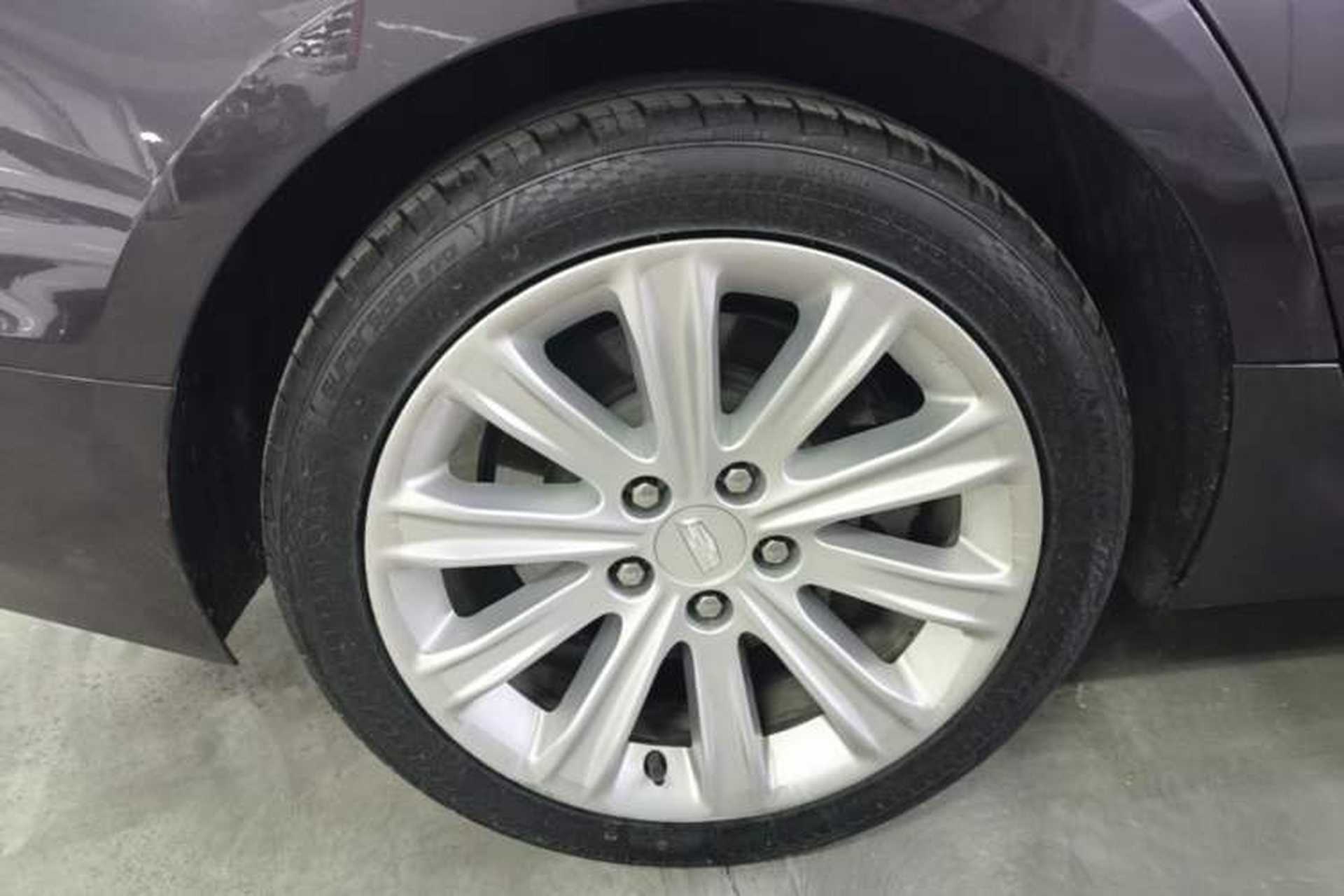 Used Cadillac ATS-L 2016 28T Fashion Edition Right Rear Wheel Hub