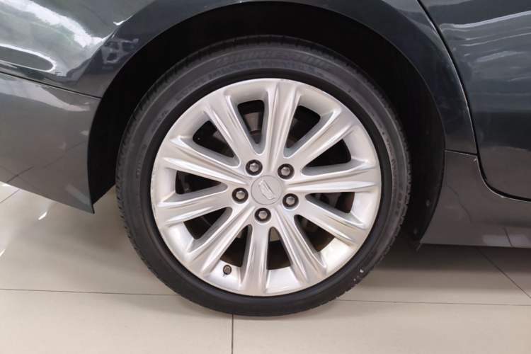 Used Cadillac ATS-L 2016 28T Fashion Edition Right Rear Wheel Hub