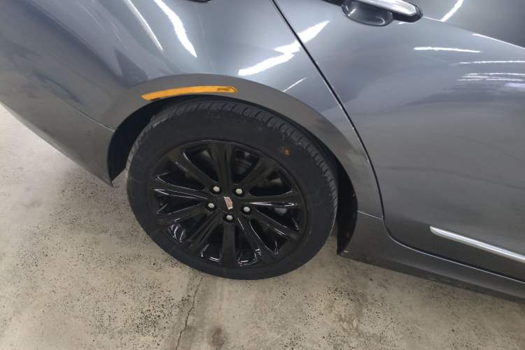 Used Cadillac ATS-L 2016 28T Elite Edition Right Rear Wheel Hub