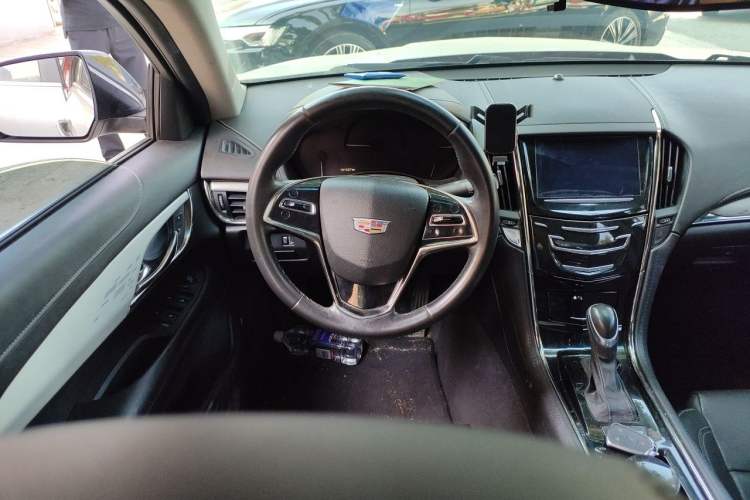 Used Cadillac ATS-L 2016 28T Fashion Edition Steering Wheel