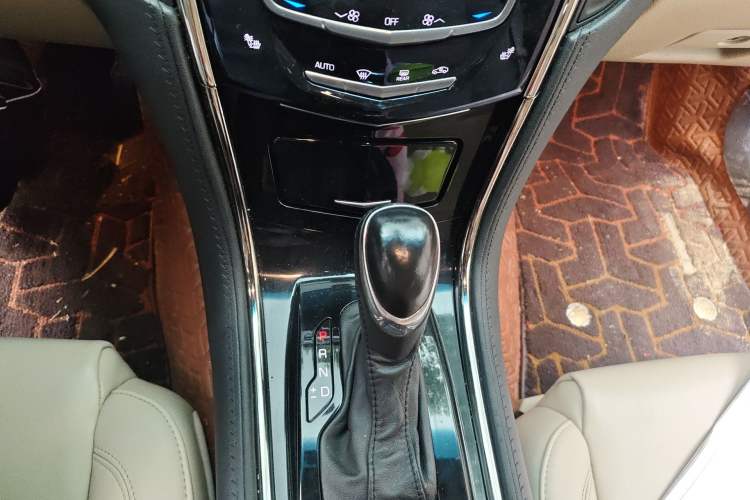 Used Cadillac ATS-L 2016 28T Tech Edition Gear Lever