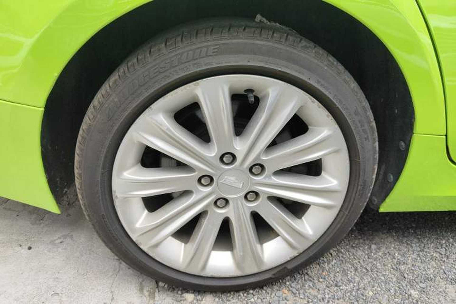 Used Cadillac ATS-L 2016 28T Tech Edition Right Rear Wheel Hub