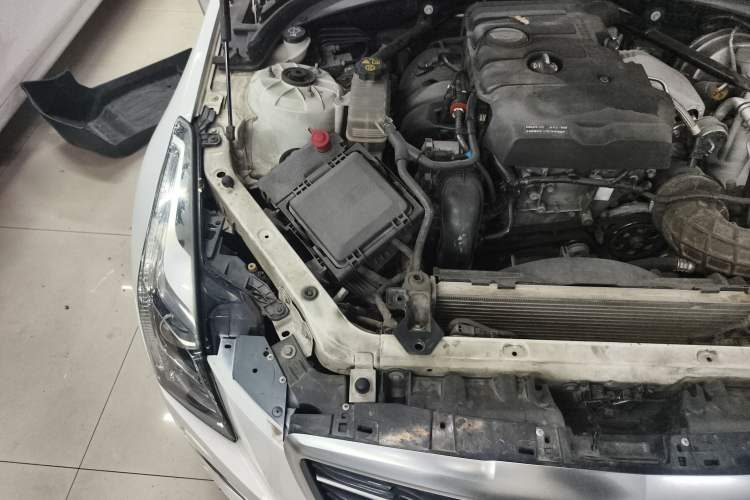 Used Cadillac ATS-L 2016 25T Fashion Edition Engine Bay Right
