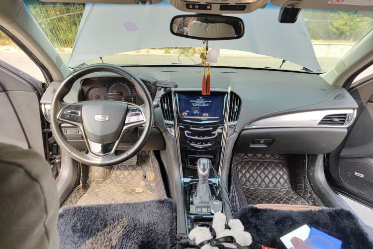 Used Cadillac ATS-L 2016 28T Fashion Edition Center Console