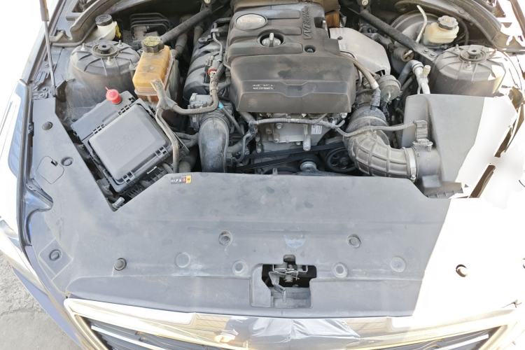 Used Cadillac ATS-L 2016 28T Tech Edition Engine Bay