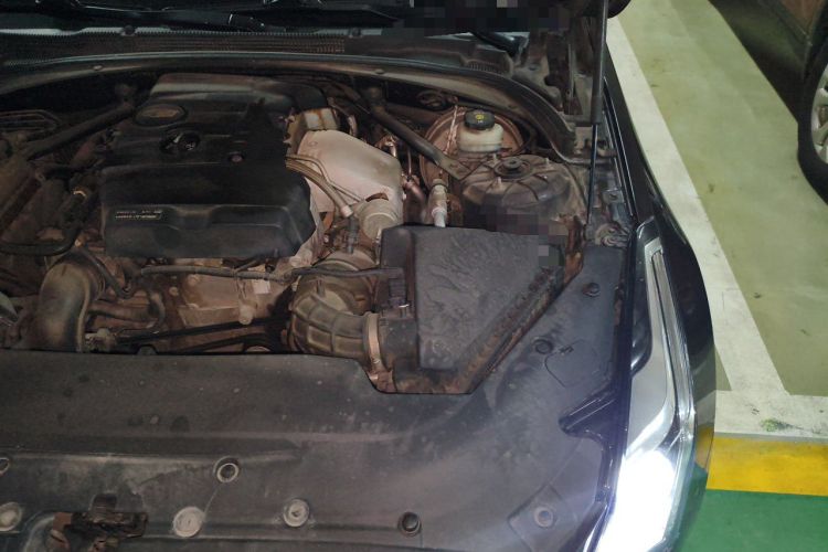 Used Cadillac ATS-L 2016 28T Tech Edition Engine Bay Left
