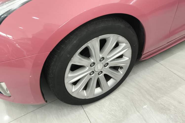Used Cadillac ATS-L 2016 28T Tech Edition Left Front Wheel Hub